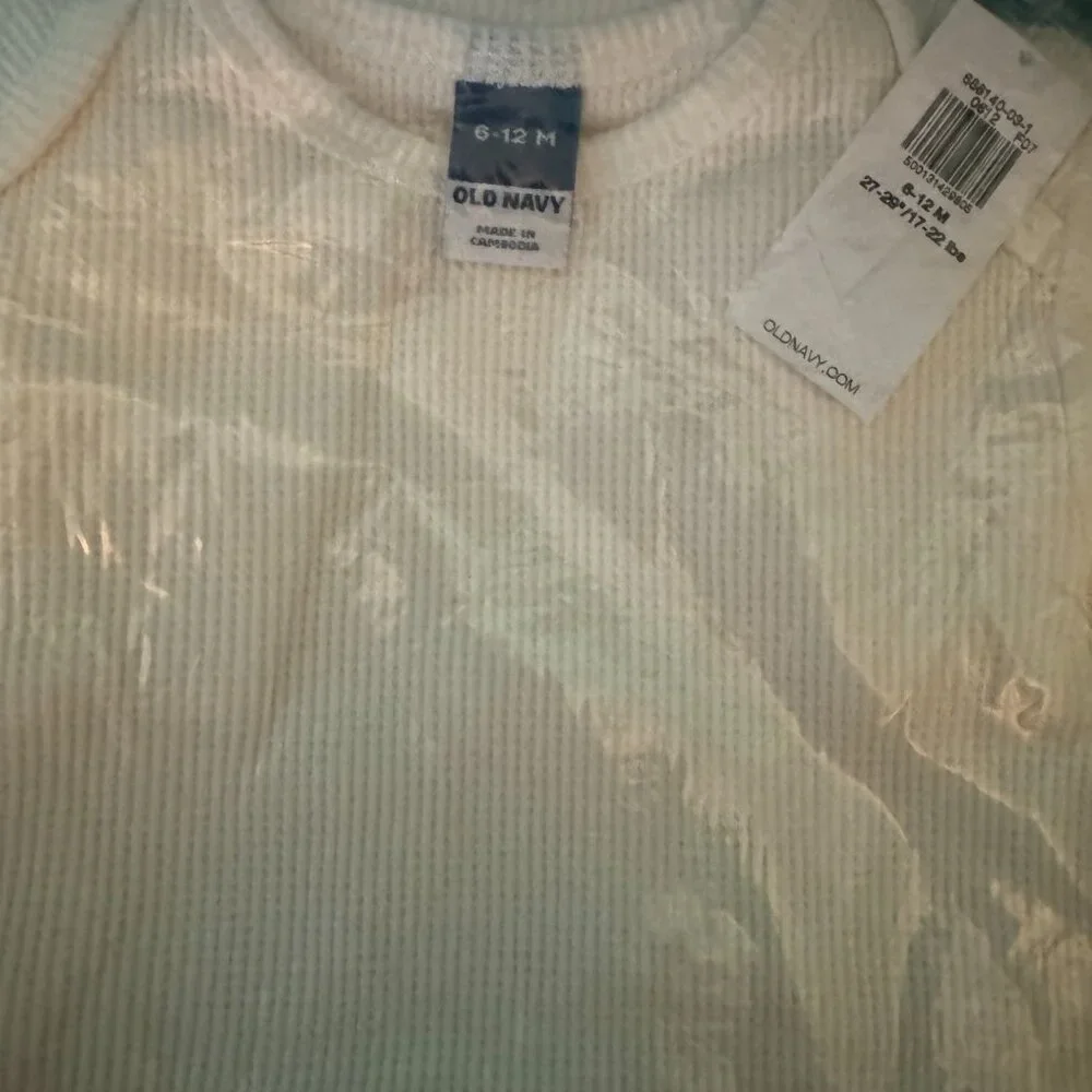 Old Navy NWT 6-12 month baby boy onesie bundle